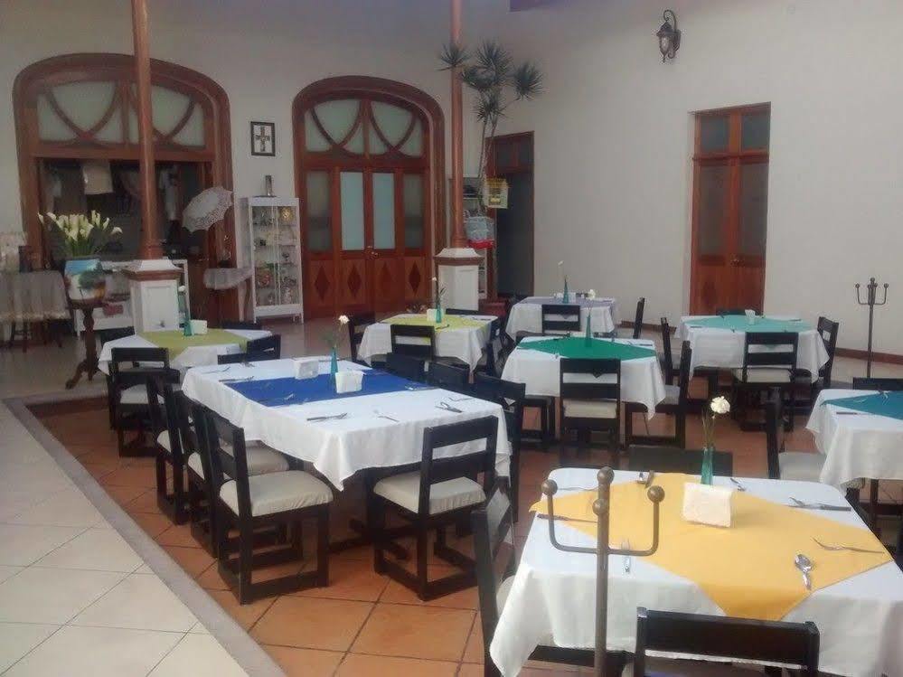 Hotel Juarez Del Centro คาลาปา ภายนอก รูปภาพ