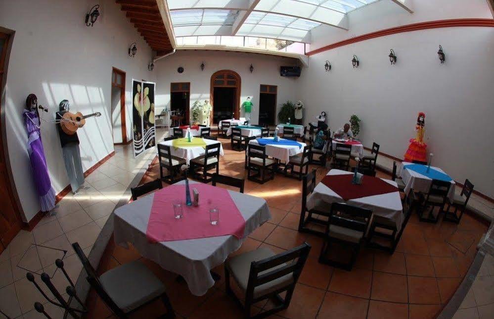 Hotel Juarez Del Centro คาลาปา ภายนอก รูปภาพ