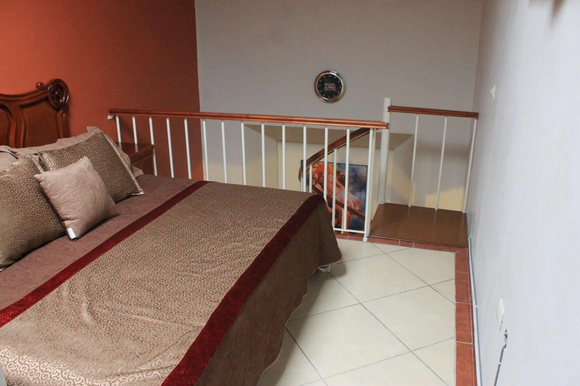 Hotel Juarez Del Centro คาลาปา ภายนอก รูปภาพ