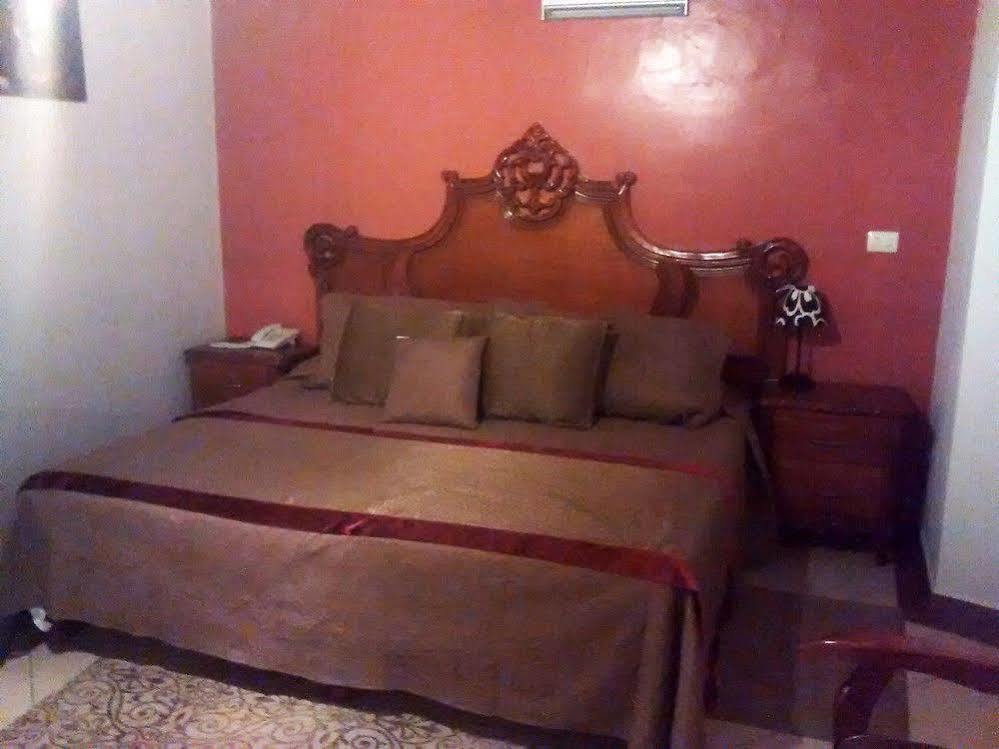 Hotel Juarez Del Centro คาลาปา ภายนอก รูปภาพ