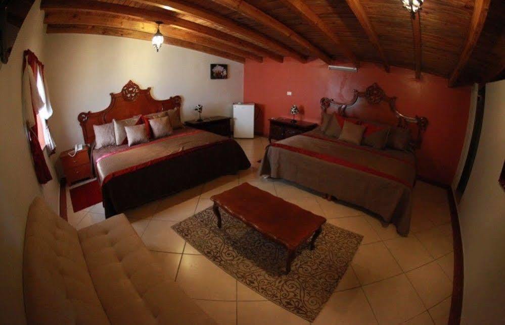 Hotel Juarez Del Centro คาลาปา ภายนอก รูปภาพ